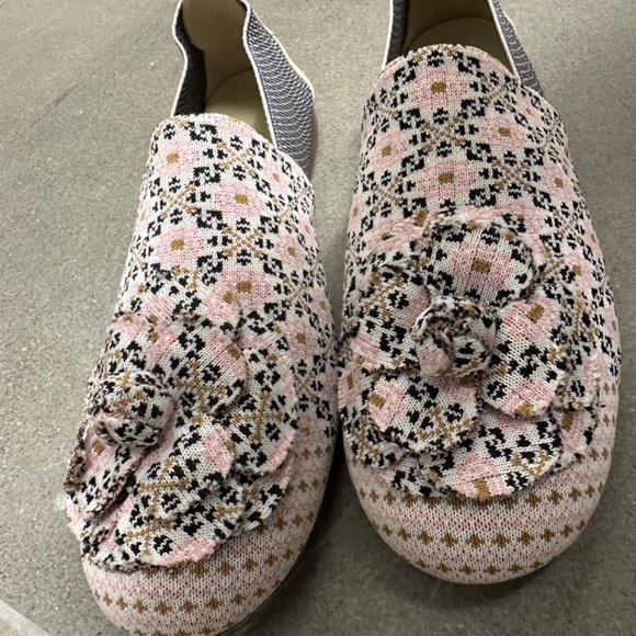 Chanel Floral Flats - Picture 3 of 8